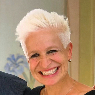 Nina Dimitri  –  Musikerin